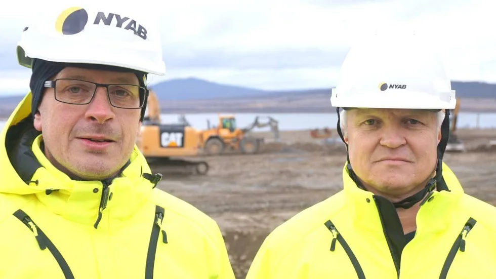 Fredrik Karkiainen, till vänster och Tomas Huru, till höger från NYAB.