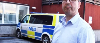 Polisen: Han skulle ha tillsyn en gång i timmen