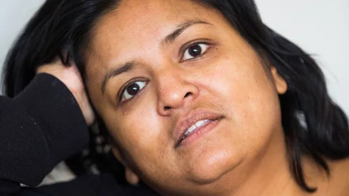 "Får vi ett starkare Vänsterparti i Luleå, då blir det ingen fortsatt slakt av allmännyttan", säger Nina Berggård, gruppledare och distriktsordförande.