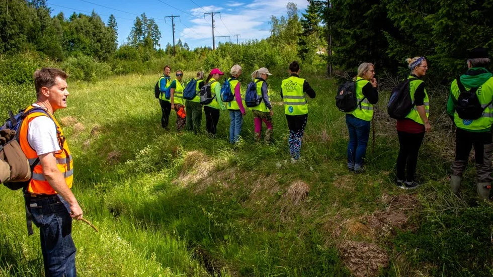 Missing People,, polis och militär har sökt efter kvinnan under flera dagar utan resultat.