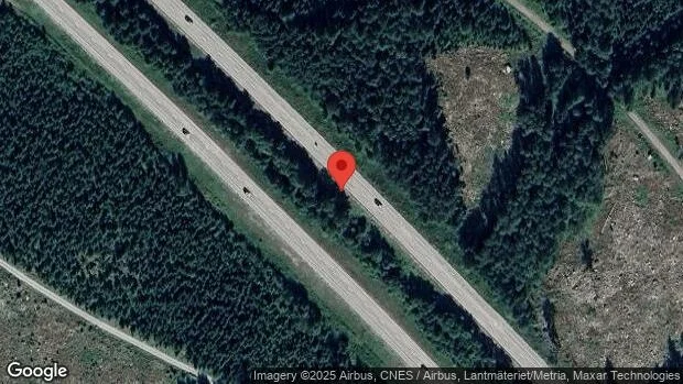 Havererad personbil skapar trafikstörning på E4