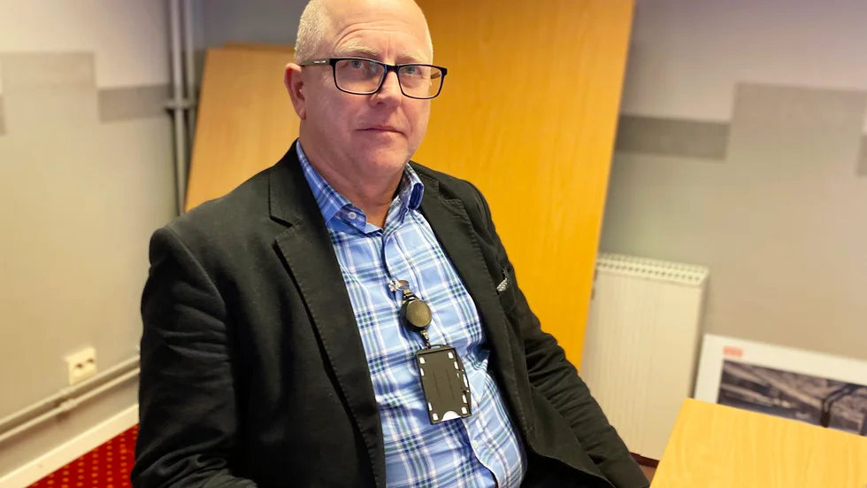 Douglas Almquist började som kommunchef i Malå hösten 2023. Drygt ett år senare tvingades han sluta med omedelbar verkan.