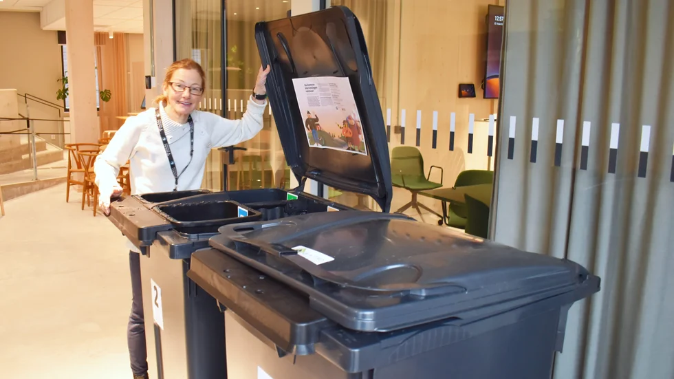Skellefteå kommun funderade på att köra ut de nya fyrfackskärlen även till fritidshusen. Men sedan valde de en annan väg, berättar avfallschef Agneta Lantto-Forsgren (arkivbild).