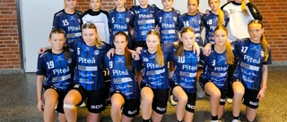 Tjejerna tog guld i B-slutspelet i världens största innebandycup