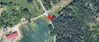 Singelolycka orsakar stopp på väg 954