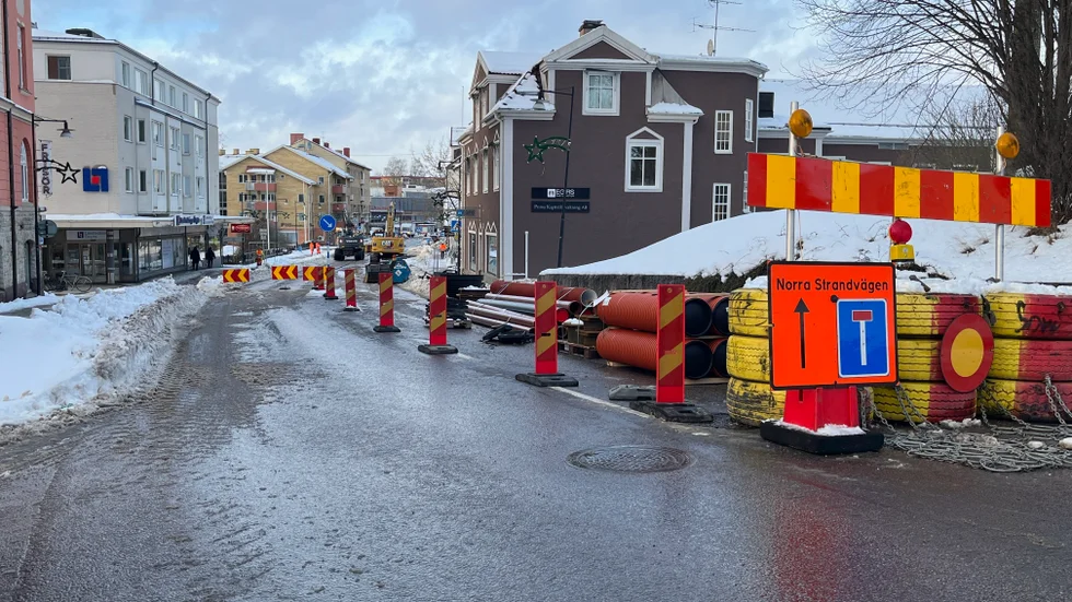 Kungsvägen i Mjölby började i januari byggas om till stadsgata.