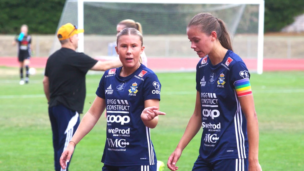 För Lova Andersson och Lina Appelgren i P18 väntar en rysaravslutning