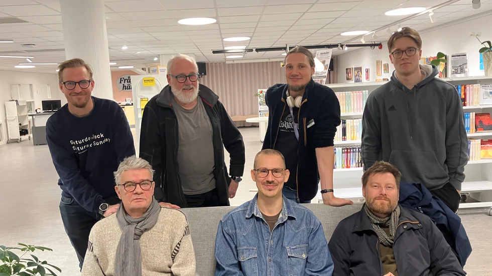 Den manliga bokcirkeln träffas sex gånger per år på stadsbiblioteket. Under hösten har det blivit tre träffar och onsdagens var årets sista träff. 