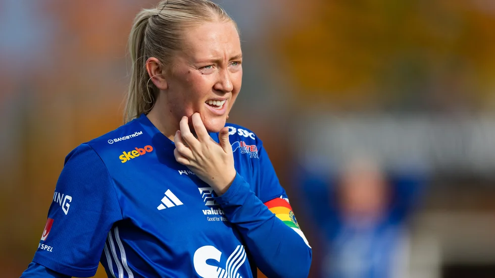 Lagkaptenen Emma Burman förlänger med SSK.