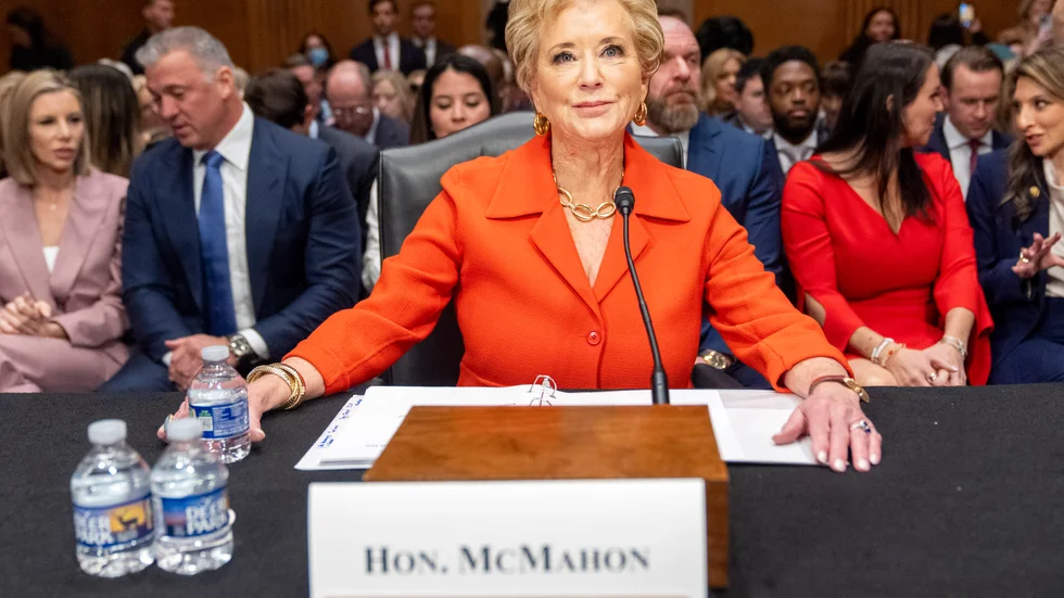 Utbildningsminister Linda McMahon väntas få uppgiften att upplösa sitt departement. Bild tagen i Washington i februari.