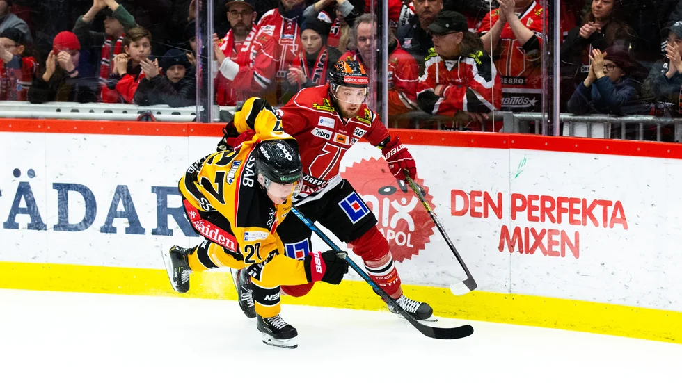 Örebros Robin Kovács gick vinnande ur striden mot sin förra klubb Luleå Hockey. 