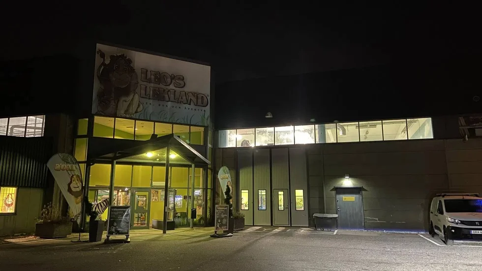 Räddningstjänsten ryckte ut till Leos Lekland under tisdagskvällen.