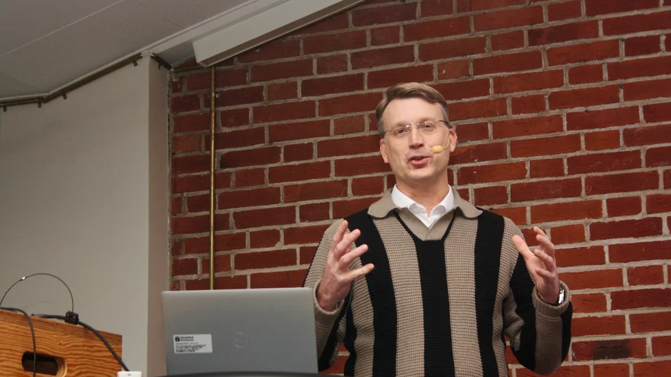 "Bara i Skellefteälven har vi tillräckligt med kraft för att producera 30 miljoner bilbatterier varje år.", säger Joachim Nordin.