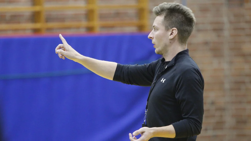 Fredrik Wiréns KIF basket vann efter jättedrama.