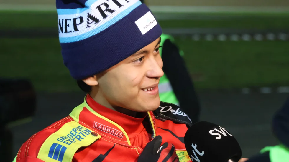 Sammy van Dyck kopplar på ett guldleende efter att ha varit med och bidragit med två sköna poäng för Lejonen i finalen mot Dackarna.