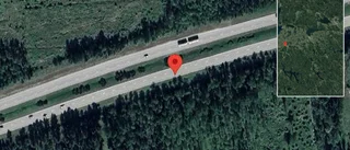 Trafikolycka med en lastbil och en personbil på E4