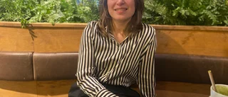 Oksana, 43, flydde Ukraina – nu har hon fått drömjobb på banken