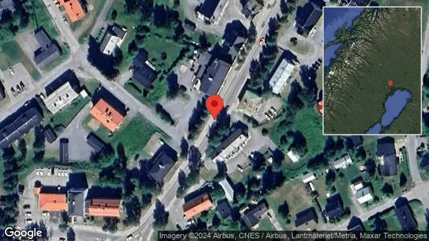 Vägskada stör trafiken på väg 692