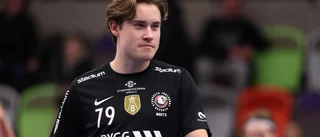Stängdes av – kan bli månadens spelare