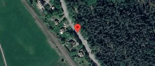 Stopp på väg 687 på grund av en singelolycka