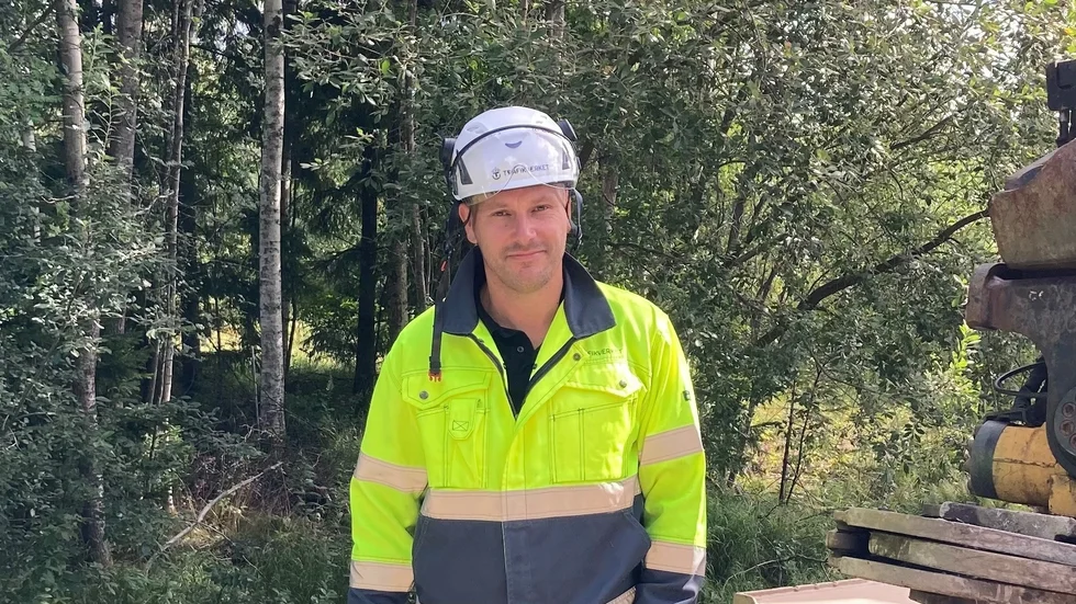 Trafikverkets Tobias Berzelius vädjade om hänsyn mot vägarbetarna, vilket han hittills tycker att bilisterna har visat.