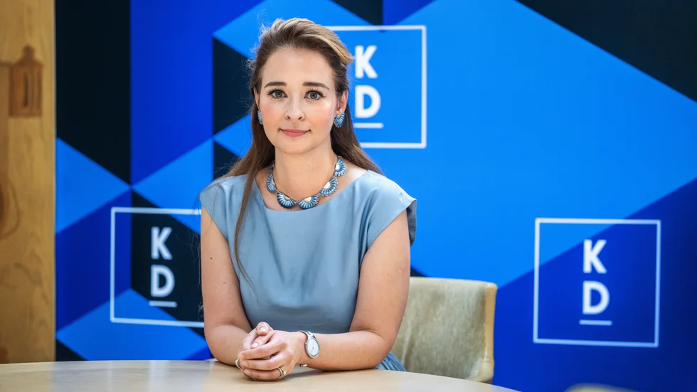 Skribenten skriver om Alice Teodorescu Måwes (KD) förslag om att ett svenskt medborgarskap ska kräva ett erkännande av Israel.