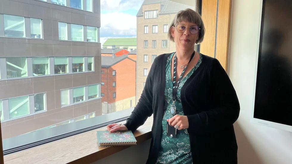 Nya socialchefen fick börja att krishantera direkt när hon började sitt nya jobb. Larmet om vanvård gick i september. Nu är siktet inställt på att jobba fram en hållbar äldreomsorg. 