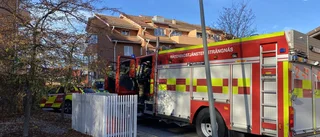 Köksbrand i lägenhet: "Mycket rök"