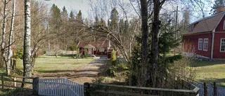38 kvadratmeter stor stuga på Väddö får nya ägare