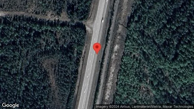 Singelolycka med personbil på E4