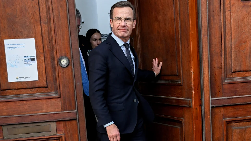 Sveriges statsminister Ulf Kristersson (M) är i Danmark under onsdagen.