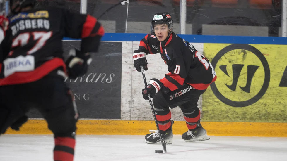 Elliot Almgren såg till att göra Nyköpings första mål mot Sollentuna.
