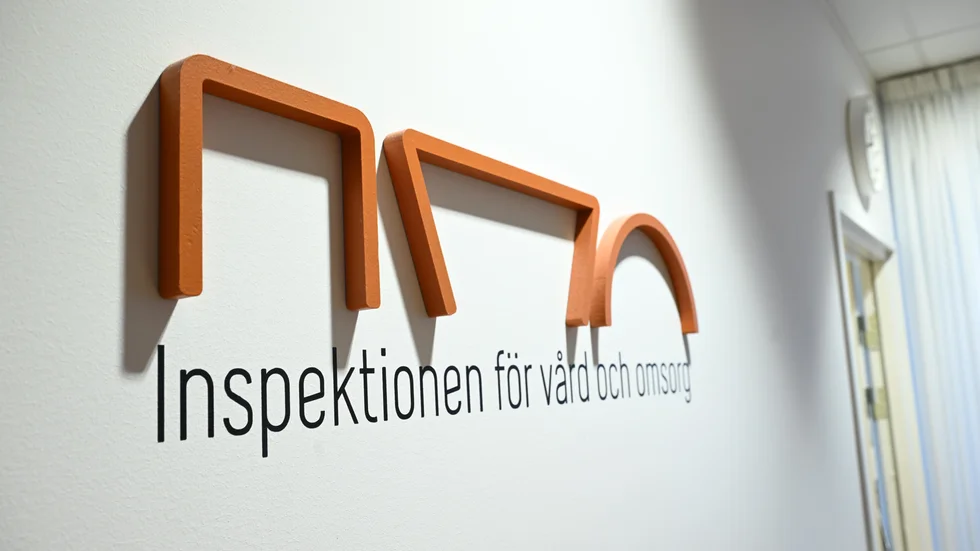 Ivos rapport målar upp en dyster bild. Arkivbild.