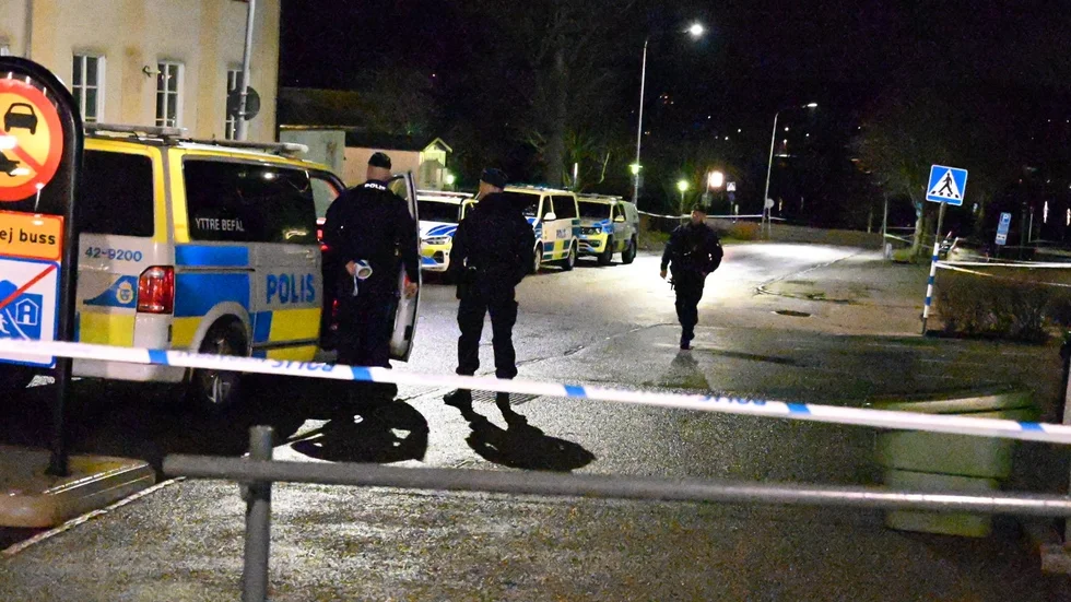 Natten mot onsdagen ägde en explosion rum vid ett flerfamiljshus i Finspång. 