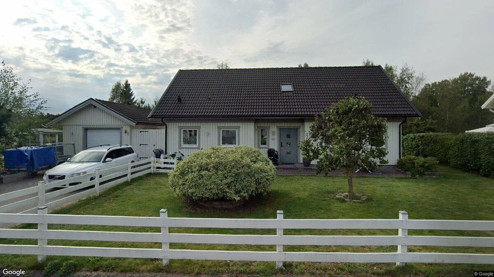 Björnhålsvägen 13