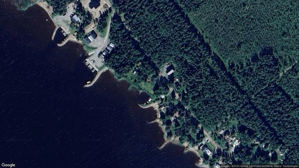 Området kring Mjöfjärden 572