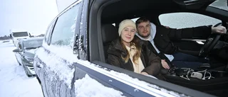 Turister fastnade i snökaoset: "Har inte ätit"