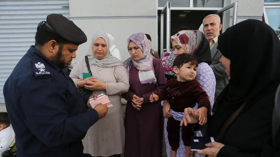 Palestinska Rafah vid gränsen mot Egypten under måndagen.