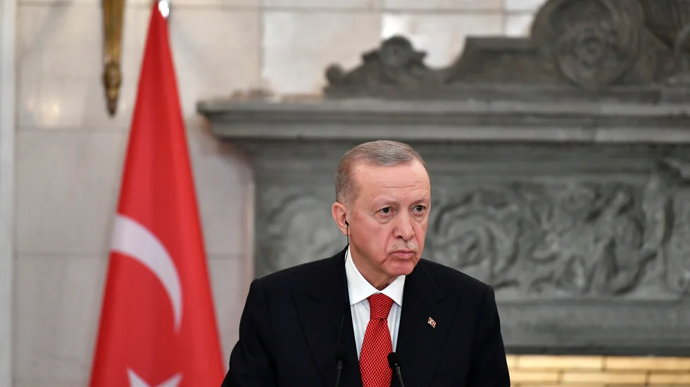 President Recep Tayyip Erdogan har skickat vidare Sveriges Natoansökan till parlamentet, där en omröstning dragit ut på tiden.