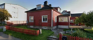 63-åring ny ägare till 40-talshus i Heby - 1 250 000 kronor blev priset