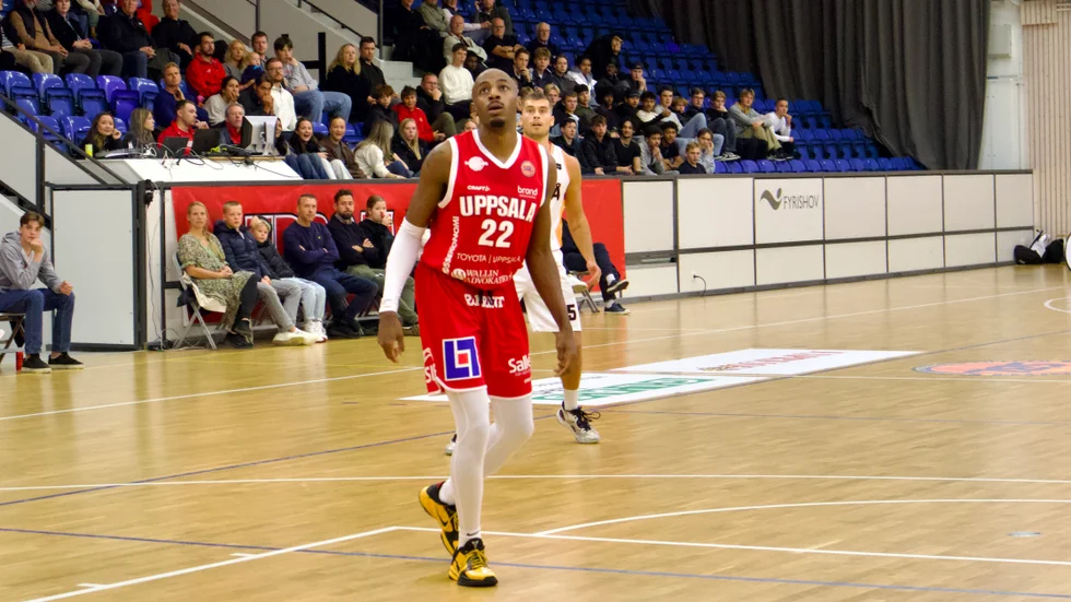 Jeremiah Paige toppar poängligan i den svenska basketligan. I kväll möter hans Uppsala tabellettan Norrköping i Fyrishov.