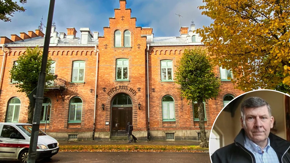 Kyrkans hus på Norr i Katrineholm. På bild ses också Jan-Olov Karlsson (S). 