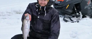 Dragkamp med fisken på Abborrtjärn