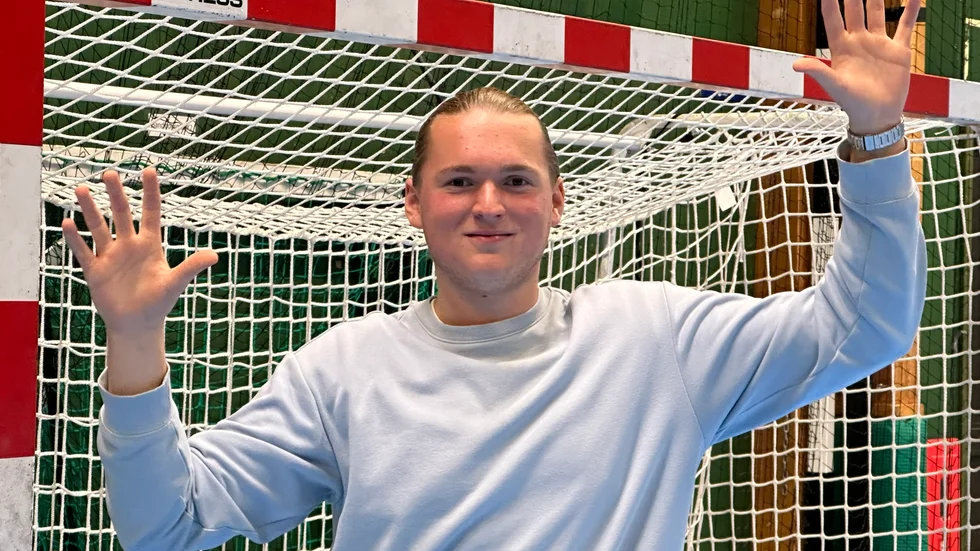 Albin Lindblom EHF är klar för allsvenska VästeråsIrsta till kommande säsong. 