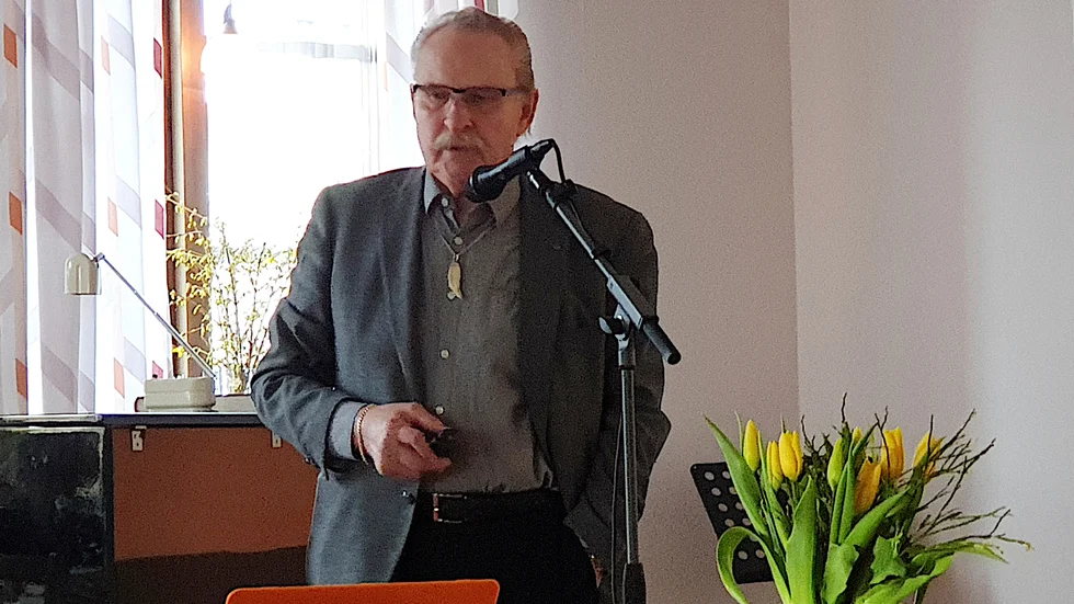 Flygaren John Olof Holmström, har avlidit.