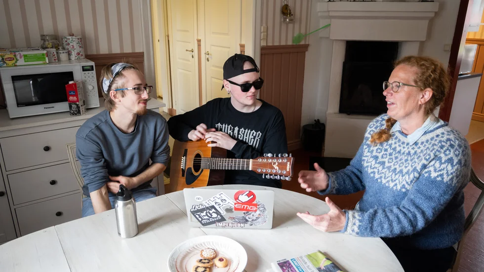 Petter Asplund, Teo Eklund Sundgren och museipedagogen Ida Renlund har planerat allsången för barnen på Hägnan tillsammans.