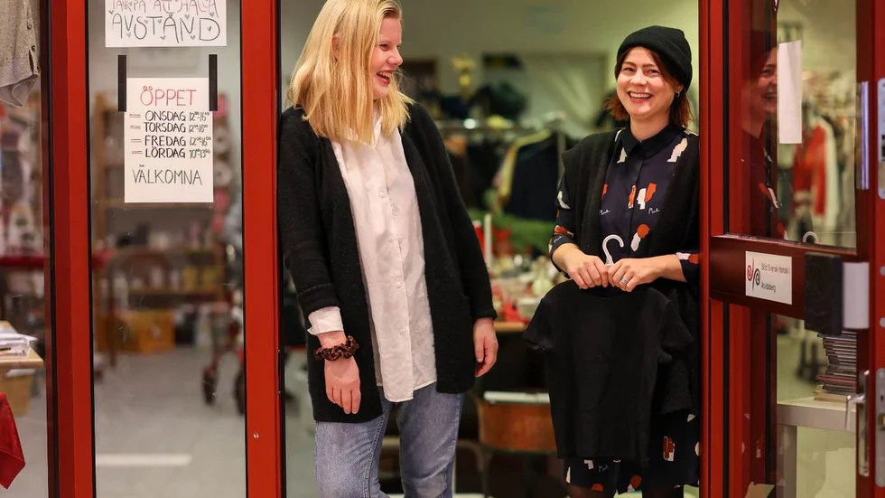 Grundarna av Linköpings lokala klimatklubb, Anna Ericsson Rosvall och Mikaela Christensen.