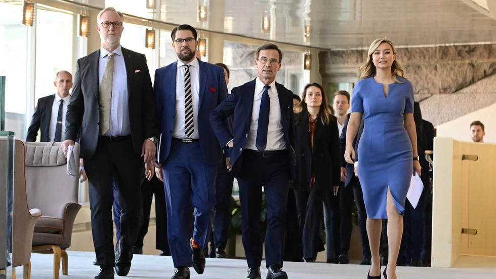 Tacka vet jag högersidan med Moderaterna, KD, L och ett bra stödparti som SD, menar insändarskribenten.