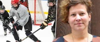 Hockeyungdomarna tvingas åka till Rimbo när ishallen stänger