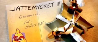 De skramlade till en present